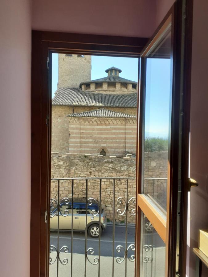 B&B San Francesco Assisi Bagian luar foto
