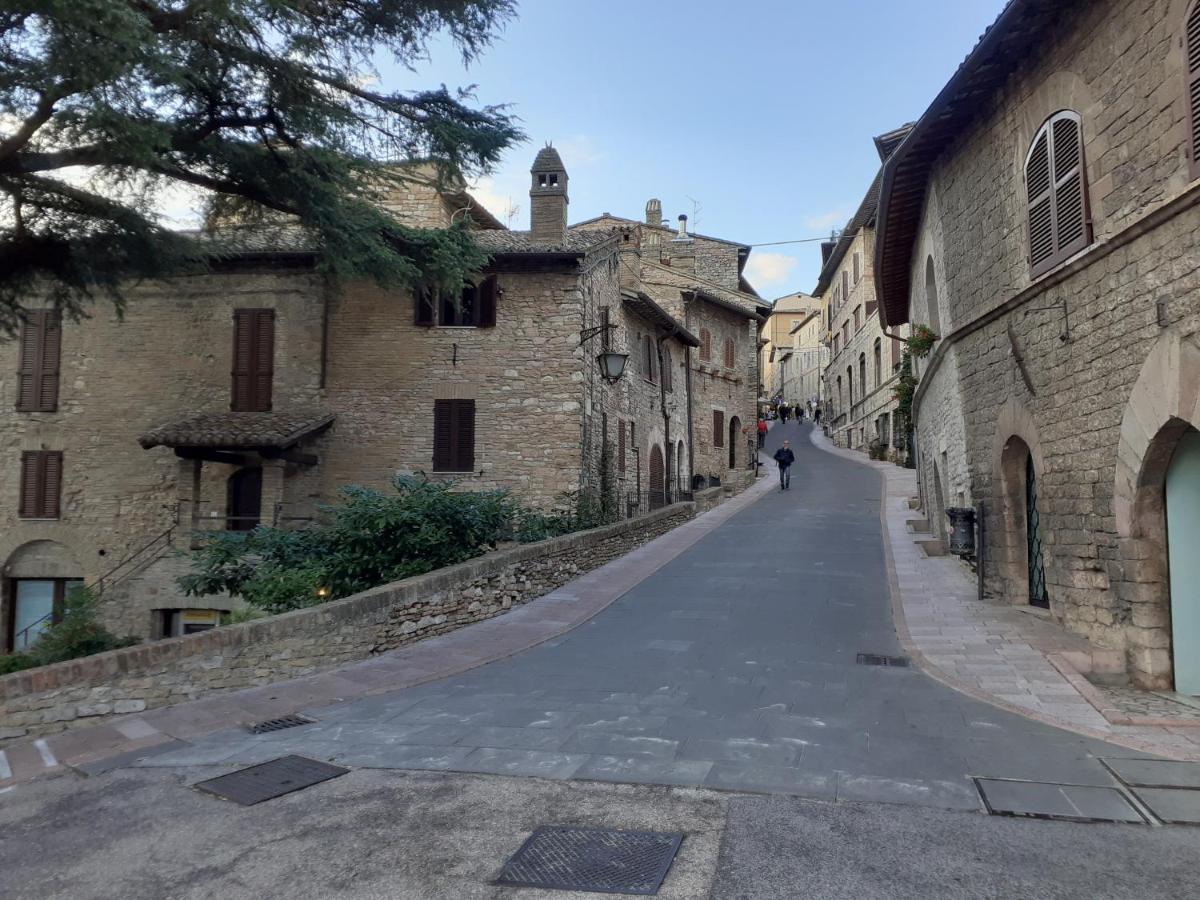 B&B San Francesco Assisi Bagian luar foto