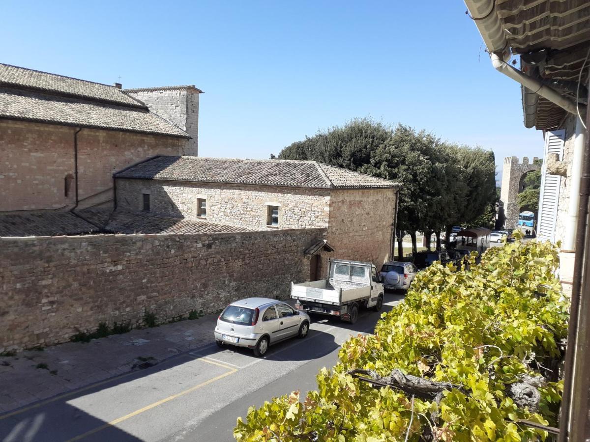 B&B San Francesco Assisi Bagian luar foto
