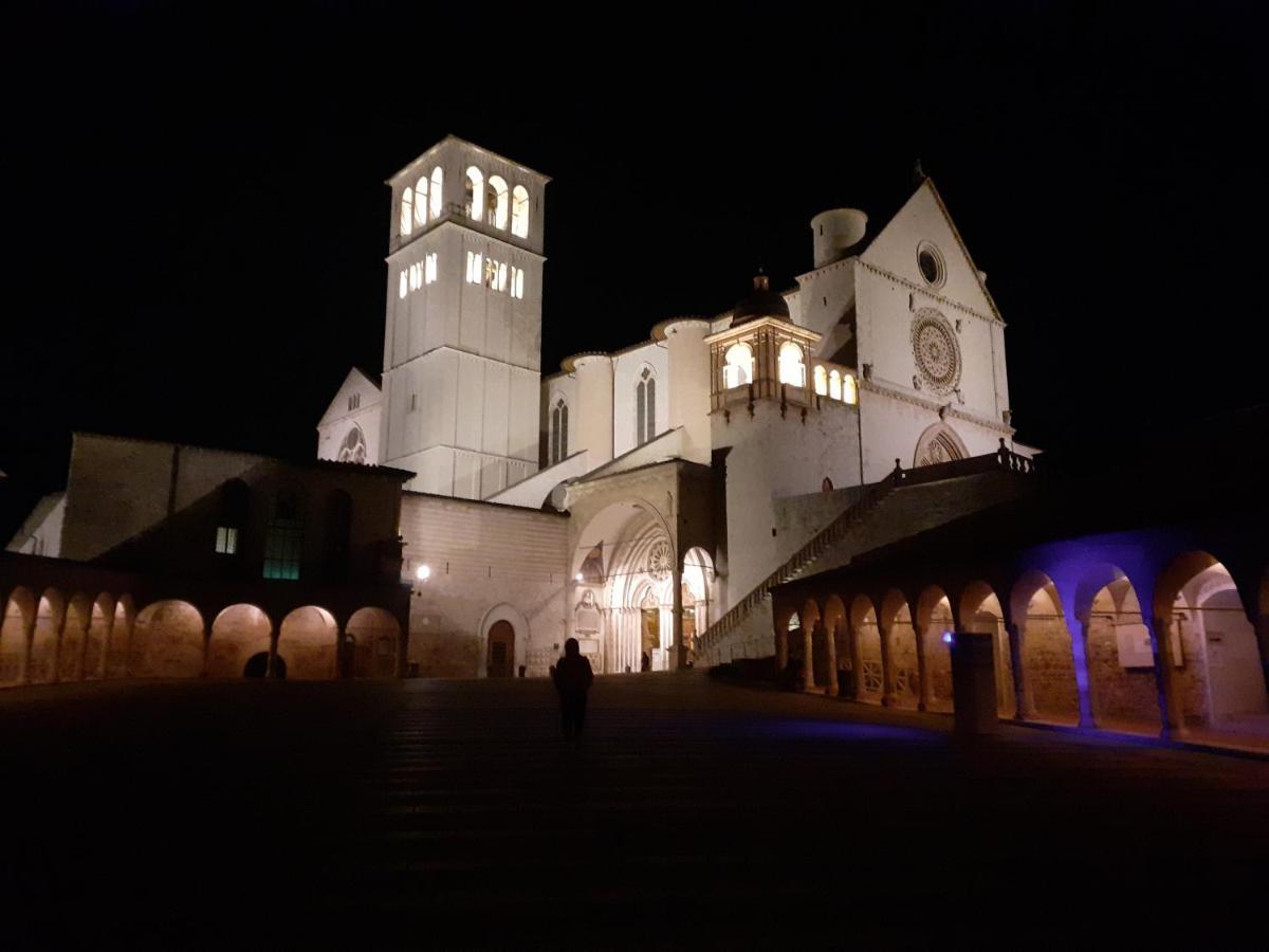 B&B San Francesco Assisi Bagian luar foto