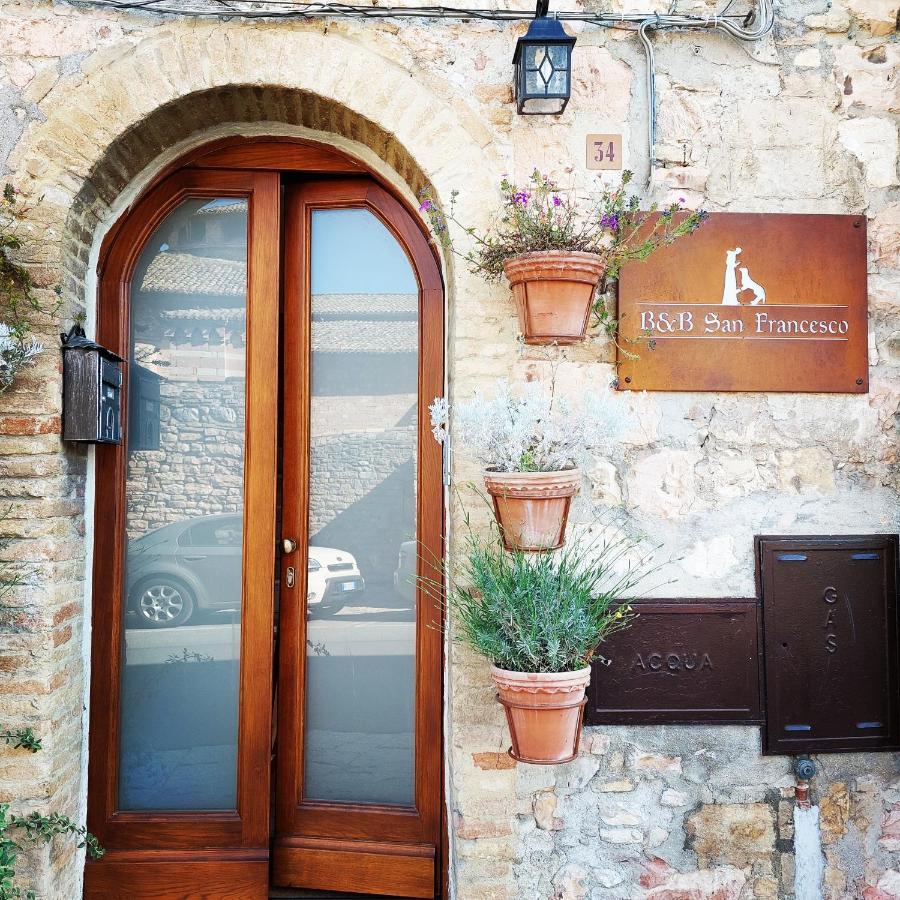 B&B San Francesco Assisi Bagian luar foto